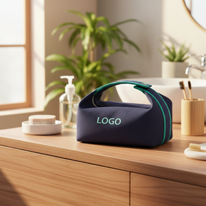 กระเป๋าเครื่องสำอางผ้าแคนวาสวินเทจพิมพ์โลโก้ได้ กระเป๋าใส่เครื่องสำอางซิปนุ่มหรูหรา สำหรับจัดระเบียบอุปกรณ์ดูแลผิวสำหรับผู้หญิง กระเป๋าเครื่องสำอางสำหรับเดินทาง - Product Image 1