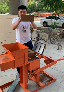 Kleine manuelle Ton ziegel herstellungs maschine Tragbare Hohlziegel form maschine China Lieferant 300-150-100mm - Product Image 6