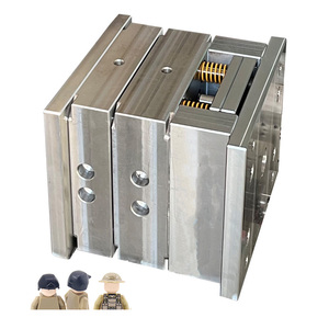 Petit moule d'injection de soldat jouet en plastique à 12 cavités - Product Image 2
