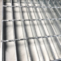 Plateforme en treillis galvanisé de type I, vente directe d'usine, grille en acier ASTM A1011 avec drain en carbone