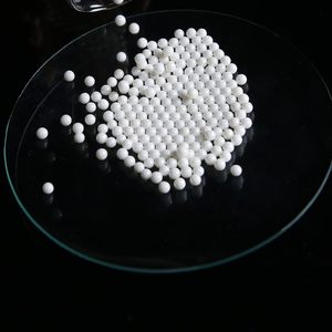 Bolas de Molienda de Zirconia Estabilizada con Yttria Kk5 de 0.03-50 mm para Molino de Arena, Molino de Bolas Planetario, Procesamiento Químico, Alto Nivel de Seguridad - Product Image 6
