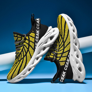 Zapatos Deportivos Casuales de Malla Transpirable Ligera para Hombre, con Cordones Suaves, Nueva Suela de EVA, Estilo para Caminar y Correr, Diseño de Primavera/Verano - Product Image 1