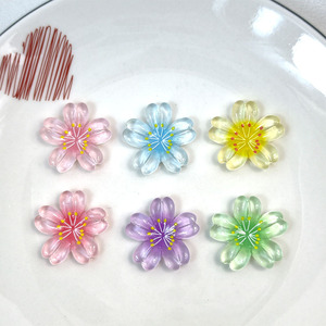 ดอกซากุระเรซิ่นสีสันสดใสใสๆ สำหรับทำเครื่องประดับ DIY ตกแต่งเคสมือถือ กิ๊บติดผม หรือของประดับตกแต่ง - Product Image 2