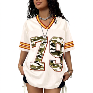 Camiseta de Fútbol Oversize de Malla Transpirable con Cuello en V y Manga Corta, Estampado de Letras, Unisex, Estilo Deportivo Casual Urbano - Product Image 1