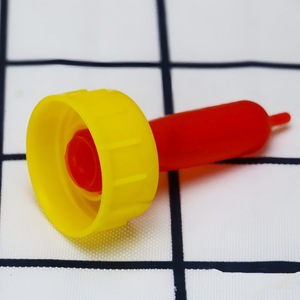 Tétine en plastique rouge pour abreuvoir, débit minimum 0,3-0,8 L, pour l'alimentation au lait des chèvres - Product Image 3