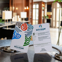 Großhandel RFID/NFC QR-Code 13,56MHz Wasserdichte PVC-Mitgliedskarten für Hotelzugangskontrolle & Bezahlung mit Kartenhalter