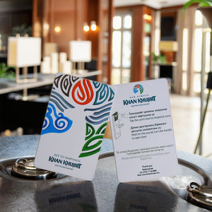 Cartes de membre professionnelles en PVC étanches RFID/NFC avec <span class=keywords><strong>code</strong></span> <span class=keywords><strong>QR</strong></span> 13,56 MHz <span class=keywords><strong>pour</strong></span> paiement, contrôle d'accès hôtelier et systèmes CVC - Vente en gros - Product Image 3