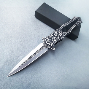 Cuchillo de caza de acero inoxidable con punta curva, mango de madera y diseño de hoja grabada para uso en exteriores - Product Image 2