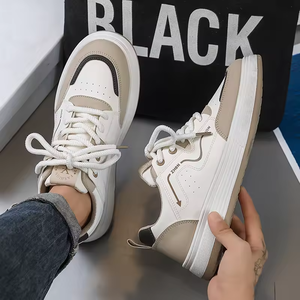 Zapatos de skate para hombre con suela gruesa, transpirables, deportivos, casuales, modernos, de cuero y lona. - Product Image 2