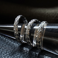 Aazuo Fine Jewelry Bague en or blanc massif 18 carats avec diamants naturels, design classique, pour femme, à porter au quotidien, cadeau de fiançailles ou de mariage CCGTC