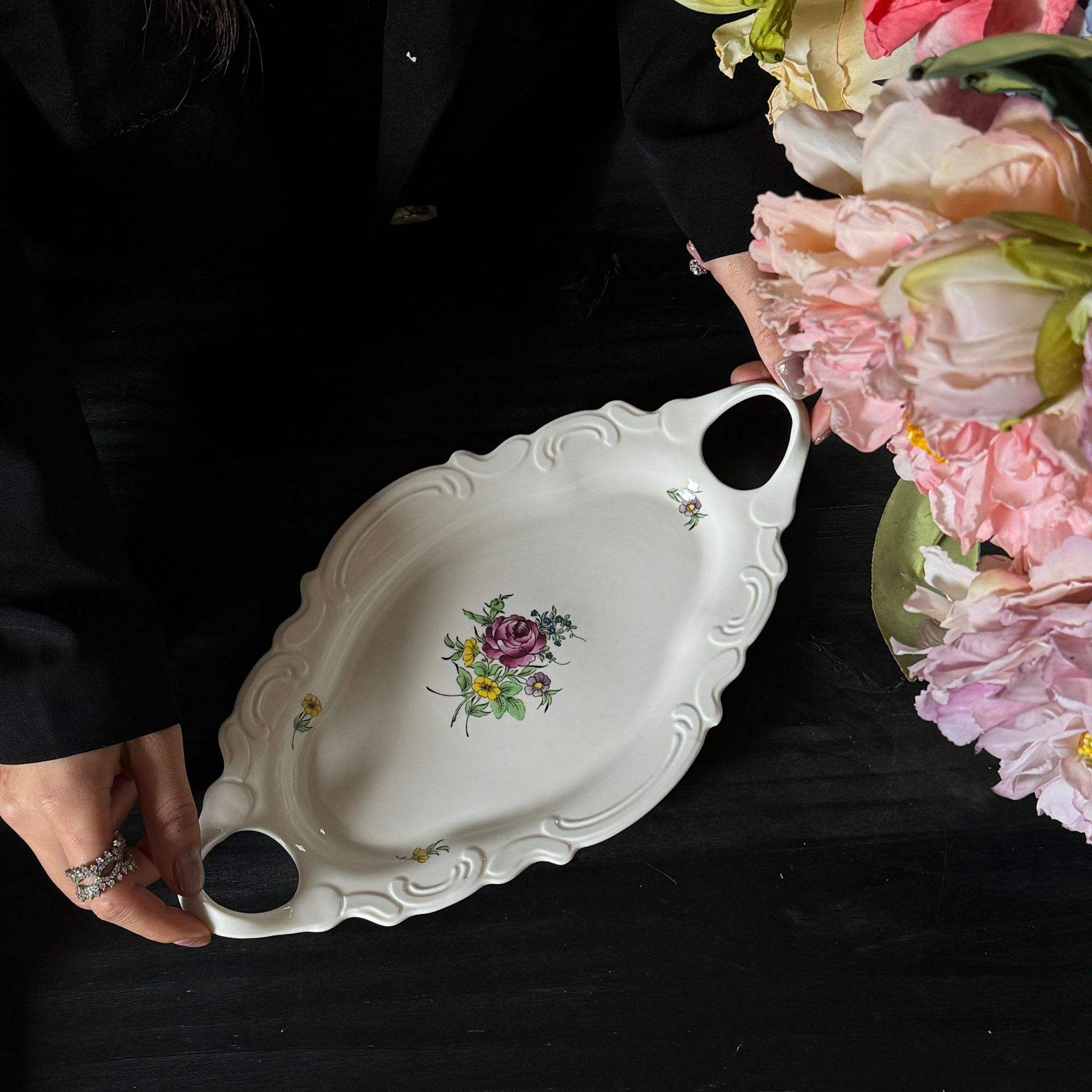 Flower Dance Oval tray