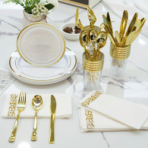 Ensemble de couverts jetables en plastique à bord doré, vaisselle pour 10 invités, articles de table élégants pour dîners - Product Image 2