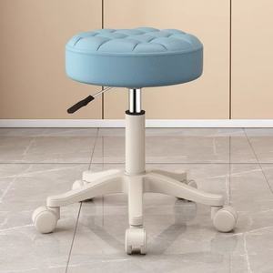 Vente flash 360 °   Chaise de barbier en cuir pivotante, réglage de la hauteur portable, durable, facile à nettoyer, confortable, salon de beauté, bar à ongles - Product Image 5