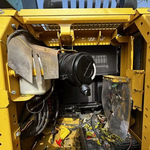 รถขุดตีนตะขาบ Komatsu PC130 มือสองจากญี่ปุ่น ขนาด 13 ตัน ได้รับการรับรอง EPA CE พร้อมเครื่องยนต์ เกียร์ ปั๊ม PLC ขายทั่วโลก - Product Image 5