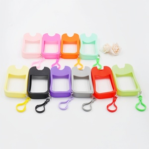 Botella de Spray de Plástico con Formato de Tarjeta de Crédito para Desinfectante de Manos con Alcohol, de 38 ml y 45 ml, con Logotipo Personalizado y Llavero de Silicona - Product Image 5