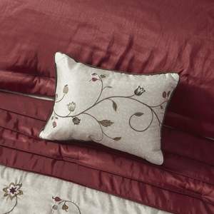 Juego de edredón de 7 piezas bordado tejido DB disponible en tamaños King Super King para el hogar, bodas, hospitales, uso en hoteles, poliéster y algodón - Product Image 4