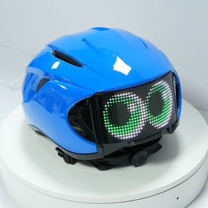 Casco de Ciclismo con Luz LED, Casco Deportivo Portátil para Exteriores, Casco Protector para Bicicleta de Carretera para Adultos con Pantalla LED - Product Image 4