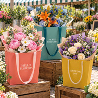 Sac cadeau en papier couché recyclable de haute qualité avec logo personnalisé et estampage à chaud pour emballage floral