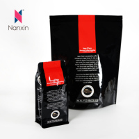 Emballage en plastique imprimé personnalisé à fermeture éclair de qualité alimentaire sacs de café en aluminium à fond plat scellé à huit côtés pour poudre de grain de café