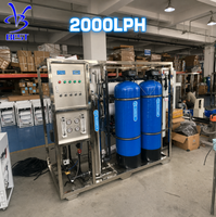 Système de traitement d'eau RO pour l'alimentation et les boissons, 2000 LPH, 2 T/H, installation industrielle d'osmose inverse avec contrôle automatique PLC