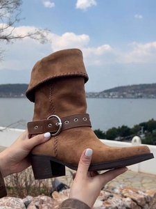 Nuovi Stivali Western Marroni Impilabili Invernali, Vendita all'Ingrosso, Stivaletti da <span class=keywords><strong>Donna</strong></span> con Punta Affusolata e Tacco Grosso - Product Image 6