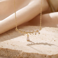 Kalung Choker Premium Wanita Model Bunga Mikro-set Tembaga, Gaya Mewah Ringan, Serbaguna, dan Terlaris di Pasar Internasional