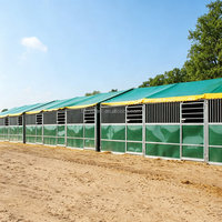 Abri pour chevaux portable anti-rouille, structure en acier galvanisé à chaud, toit en toile, revêtement en HDPE, abri extérieur pour chevaux