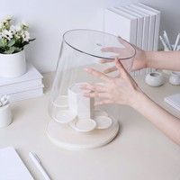 Nouvelle conception de vitrine rotative transparente anti-poussière pour les poupées Labubu, figurines de collection