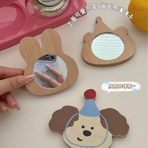Espejo de Maquillaje de Madera de Haya con Forma de Oso y Conejo de Dibujos Animados, con Asa, Portátil, para Dormitorio de Estudiantes, Hogar y Uso en Exteriores - Product Image 2
