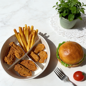 Modelo de Comida de Simulación: Set de Hamburguesa, Papas Fritas, Alitas de Pollo y Pollo Frito de Plástico Ecológico (Sin Caja de Papel, con Ventana) - Product Image 6