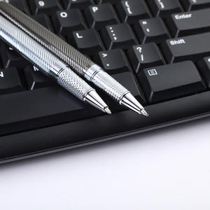 Stylo Rollerball Métallique Deluxe Brillant Gaufré, Placage Argenté/Or/Gunmetal Effet Miroir, Finition Laquée Noire Courbée, Stylo Sportif - Product Image 3