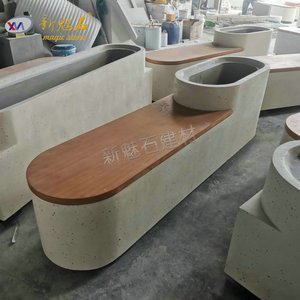Banc en béton New Magic Stone avec plateau en bois, siège de jardin extérieur, taille et couleur personnalisables pour l'aménagement paysager - Product Image 1