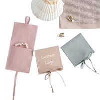 Pochette à bijoux en velours avec logo personnalisé, sac de rangement en microfibre douce, emballage cadeau à cordon pour bagues, boucles d'oreilles, bracelets