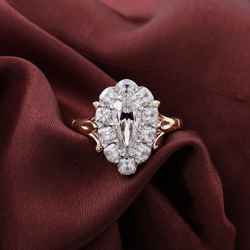 แหวนทองแท้ 10K ประดับมอยซาไนต์