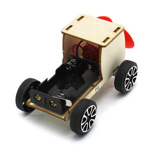 Kit de modelo de coche YM3 impulsado por viento, juguete científico de madera para niños, para la educación. - Product Image 2