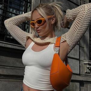 Gafas de sol estilo ojo de gato Y2K europeas y americanas para mujer, con lentes de PC resistentes al viento y protección UV400, montura rosa, gafas deportivas de clase 2. - Product Image 1