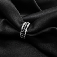 Livraison rapide bijoux de luxe S925 argent Moissanite diamant bague noire 2*2mm US9 # carré coupe éternité bague pour hommes