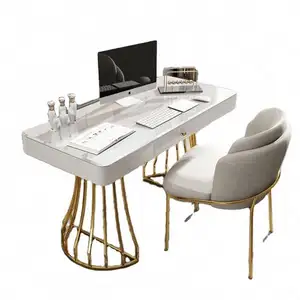 Groothandel Goedkope Mode Meubelen Licht Luxe Kantoor Tafel Stoel Set Metalen Schrijfglas Computer Bureau