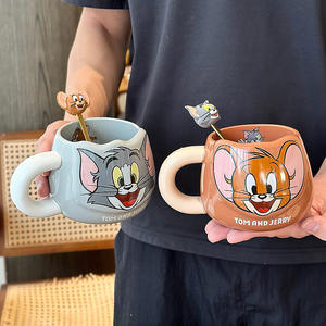 Mug à café en céramique Tom et Jerry avec cuillère, boîte cadeau, design cartoon, pour la maison - Product Image 4