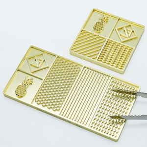 Bandeja de Hielo Personalizada, Sello de Hielo de Latón Personalizado para Bar, Plato de Hielo para Whisky con Iniciales y Logotipo, Regalos para Bartender - Product Image 1