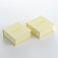 Boîte d'emballage de bijoux personnalisée de luxe en carton avec aimant, pour bracelet et collier, avec coussin