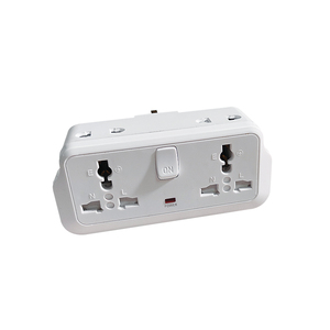 <span class=keywords><strong>Adattatore</strong></span> <span class=keywords><strong>presa</strong></span> a 4 vie a 3 Pin a 2 Pin 310M 4 prese Ac 10A prodotto di qualità in plastica con prezzo competitivo - Product Image 4
