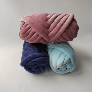 500G Super Chunky Garn Dickes Samt-Garn Riesiges Schlauchgarn für Handstricken DIY Decken Teppiche Kissen - Product Image 5