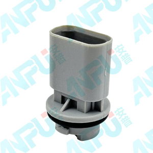 Portalámparas T10 WzL 354 de Plástico para Automóviles, Compatible con Modelos Hyundai Elantra y Kia 01-06 - Product Image 4