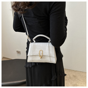 Sacs à main de marque célèbre 2025 pour petites filles, nouveaux sacs en cuir pliables avec fermeture éclair et deux poignées - Product Image 6