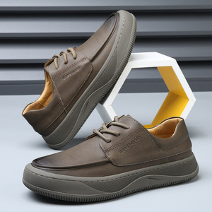 รองเท้ากีฬาผู้ชาย JOMIX คุณภาพสูง รุ่น SU10958-1 ดีไซน์ทันสมัย สวมใส่สบาย ระบายอากาศได้ดี น้ำหนักเบา พื้นรองเท้า PVC เหมาะสำหรับการเดินป่า - Product Image 4