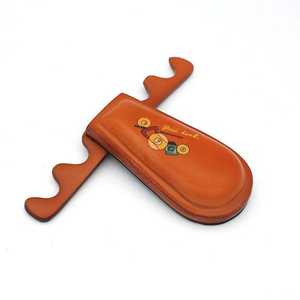 Soporte de Taco de Billar Portátil de Cuero con Diseño 'Buena Suerte', Práctico y Fácil de Usar, Compacto para Billar/Snooker - Product Image 1