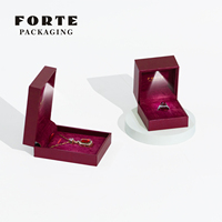 Boîte à bijoux LED FORTE en papier vert, à angle droit, avec bord droit, logo personnalisé disponible, design luxueux et écologique