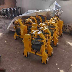 Macchina per <span class=keywords><strong>il</strong></span> posizionamento delle rotaie compatta e leggera per un facile trasporto e utilizzo da parte di un singolo operatore - Product Image 5