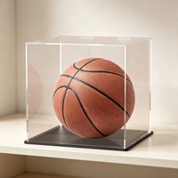 Vitrine en acrylique transparente sur mesure avec base noire, boîte de rangement anti-poussière en forme de cube pour figurines de collection de basket-ball, décoration intérieure